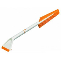 Щітка-смётка зі скребком Fiskars SnowXpert (1019352)